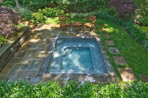 Small Inground Pool, Hot Tub Designs, Outdoor Hot Tub, Small Swimming Pools, Hot Tub Backyard, Small Pool Design, Fiberglass Pools, Small Pools, Outdoor Spa