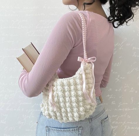 Coquette Crochet, Crochet Book Cover, Cute Crochet Ideas, E T, Popcorn Bags, Things To Crochet, Crochet Idea, Crocheting Ideas, Crochet Business