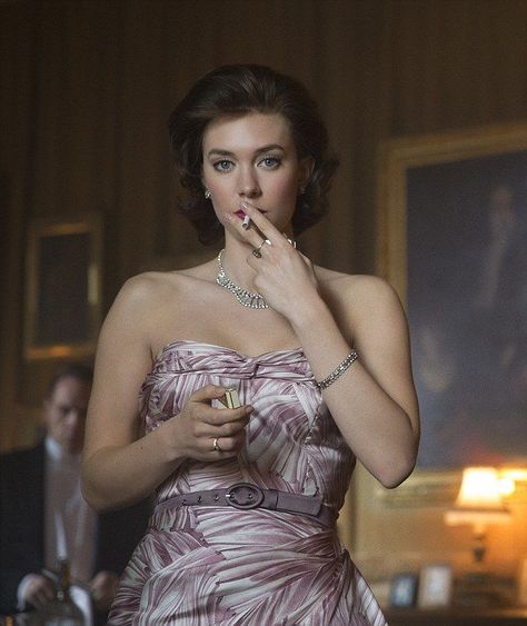 Actress Vanessa Kirby who plays Princess Margaret in The Crown, the Netflix royal biopic, says that Princess Margaret never forgave the Queen for blocking her marriage to divorced Peter Townsend Vanessa Kirby The Crown, Princesa Margaret, Peter Townsend, Crown Netflix, Vanessa Kirby, Royal Wedding Dress, Princess Gown, Princess Margaret, Diana Spencer