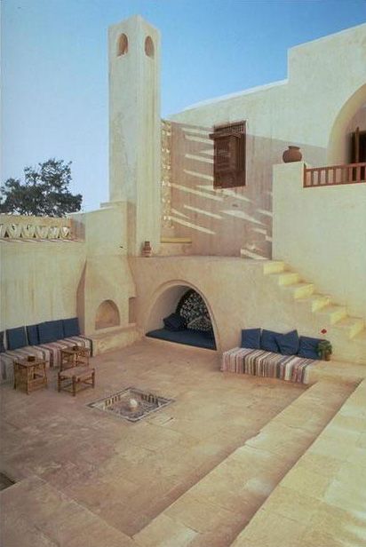 Hassan Fathy, Mud House, Eco Lodge, Vernacular Architecture, Cob House, Architecture Concept Drawings, Desert Homes, Countryside House, Courtyard House