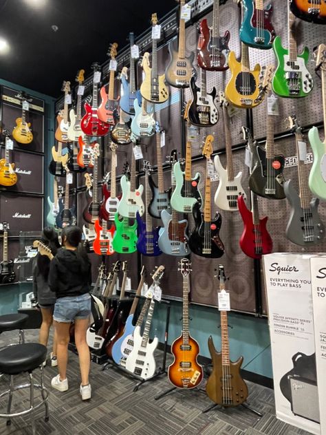 guitar center, fender, squire, Gibson les Paul, electric guitar, guitars Electro Guitar, Electronic Guitar, Guitar Aesthetic, Rockstar Aesthetic, Guitar Obsession, Cool Electric Guitars, Guitar Center, Seasons Of Life, Music Aesthetic