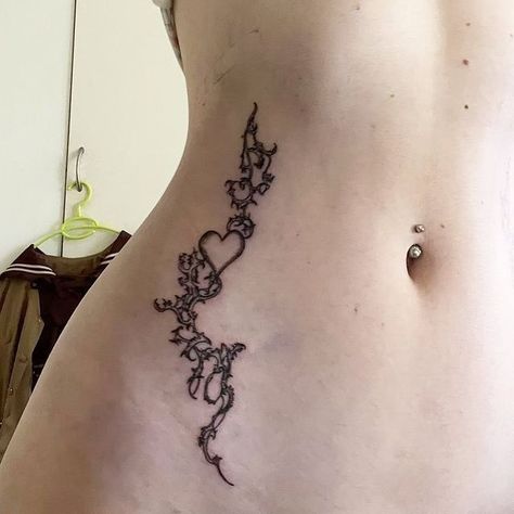 Lace Collar Bone Tattoo, Back Corset Tattoos For Women, Cute Body Tattoos For Women, Whimsical Neck Tattoo, Dainty Emo Tattoos, Y2k Stomach Tattoos, Croquette Tattoo Ideas, Tattoos To Put Over Scars, Cybersigilism Lower Back Tattoo