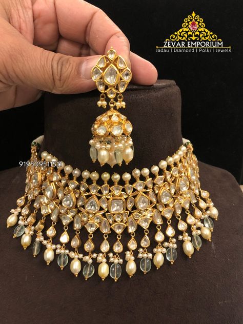 Kundan Chokar Design Jewelry In Gold, Jadau Sets, Gold Kundan Choker, Kundan Jhumkas, Jadau Choker, Kundan Polki Necklace, Vintage Indian Jewelry, Polki Sets, Polki Choker