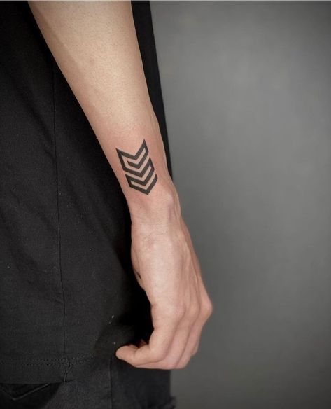 arrow tattoo
minimalist arrow tattoo
arrow tattoo for men
arrow tattoo for women Small Tattoos For Boys, Tattoos Arm Mann, Herren Hand Tattoos, Tato Ikan Koi, Simple Hand Tattoos, Small Wave Tattoo, राधा कृष्ण वॉलपेपर, Simple Tattoos For Guys, Cool Wrist Tattoos