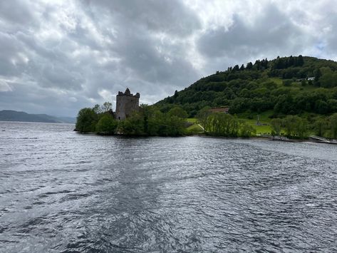 Loch Ness Lake Scotland, Loch Awe Scotland, Scotland Loch Ness, Loch Ness Scotland, Scotland Aesthetic, Scottish Mountains, Scotland Trip, Red Rising, Uk Trip