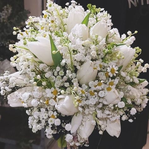 Tulips And Dahlias, Lilies Of The Valley Bouquet, Lily Of The Valley And Daisy Bouquet, Bridal Bouquet Lily Of The Valley, Wedding Lily Of The Valley, Wedding With Tulips, Fairytale Wedding Bouquet, January Bouquet, Tulips Wedding Bouquet