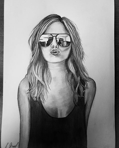 Reflection Tattoo, Sunglasses Drawing, Woman With Sunglasses, Artistic Portrait Photography, Artistic Portrait, Behind The Mask, Sunglasses Women Aviators, Champagne Bottles, Cool Sunglasses