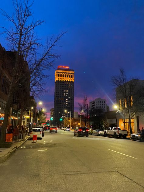 #city #sunset #skyline #alabama Alabama Birmingham, Alabama College Aesthetic, Alabama Aesthetic, Mobile Alabama Aesthetic, Birmingham Alabama Skyline, University Of Alabama At Birmingham, Univ Of Alabama, Birmingham Alabama, Usa Cities