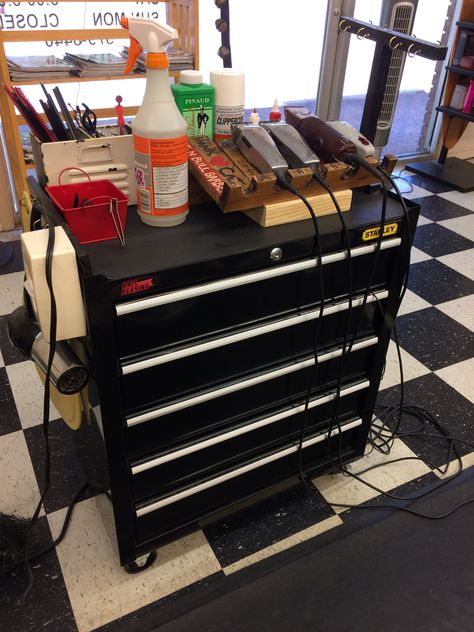 Barber shop work station Barber Shop Chairs, Barbershop Design, Barber Shop Decor, Tufted Dining Chairs, Salon Interior Design, Work Station, Tool Chest, Barber Life, Red Door