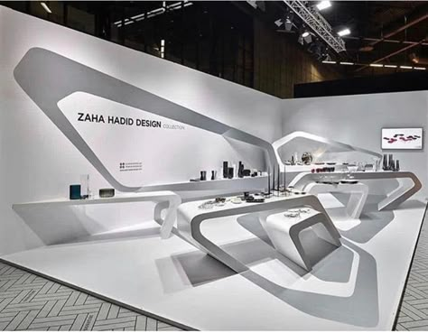 Exhibition Booth Design Ideas, News Set Design, Exhibition Display Stands, Creative Booths, Booth Design Ideas, Space Exhibition, Expo Design, Mall Kiosk, Event Entrance