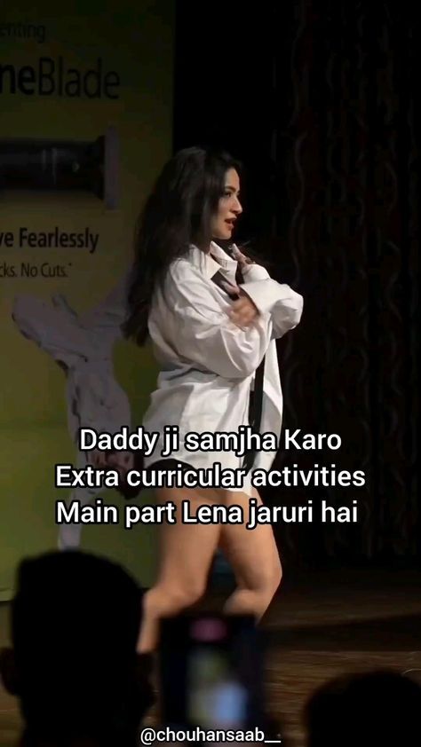 Funny Compliments, Dance Outfits Practice, Desi Humor, Latest Funny Videos, Best Funny Jokes, Step Up Dance, Cute Relationship Photos, Funny Jokes For Adults, Very Funny Jokes