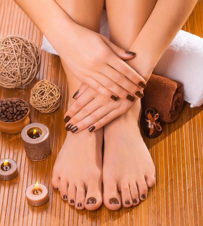 beautiful brown manicure and pedicure on the bamboo Brown Manicure, Pedicure Pictures, Manicure Images, Spa Images, Water Marble Nail Art, Pedicure Supplies, Foot Pedicure, Marble Nail Art, Cute Toes