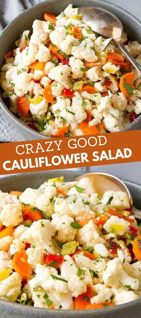 Cauliflower salad with chopped pepperoncini and roasted peppers in a dark gray bowl. Cauliflower Pepper Salad, Keto Salad Vegetarian, Cauliflower Taco Salad, Tricolor Cauliflower Recipes, Raw Side Dishes, Cauliflower Recipes Salads, Califlower Recipes Raw, Raw Veggie Sides, Coliflower Salad Recipes Raw