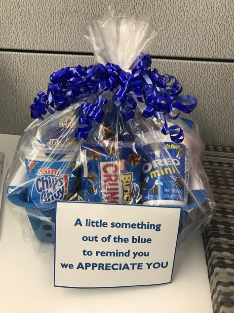 Bank Teller Appreciation Gifts, Custodian Gift Basket Ideas, Thank You Basket Ideas For Coworkers, Marketing Ideas For Dental Office Gift Baskets, Boss Appreciation Gifts Basket, Case Manager Appreciation Gifts, Bank Teller Appreciation Week Gift Ideas, Housekeeper Appreciation Week Ideas, Dental Office Gifts