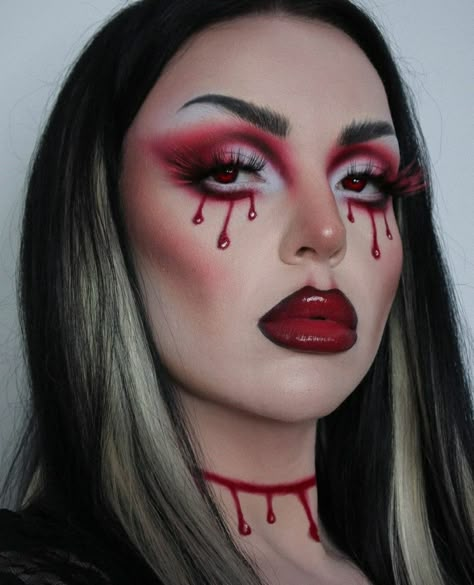 Red Halloween Makeup Eye, Priest Halloween Makeup, Blood Drip Makeup Look, Glam Gore Makeup, Red Halloween Makeup Looks, Crying Blood Makeup, Blood Tears Makeup, Make Up Rot, Sfx Makeup Looks