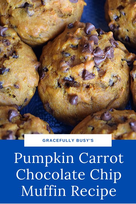 Delicious healthy-ish snack: pumpkin carrot chocolate chip muffin recipe Chocolate Chip Muffin, Easy Donuts, Chocolate Chip Muffin Recipe, Healthy Breakfast Muffins, Homemade Muffins, Homemade Donuts, Muffin Recipe, Baked Donuts, My Recipes