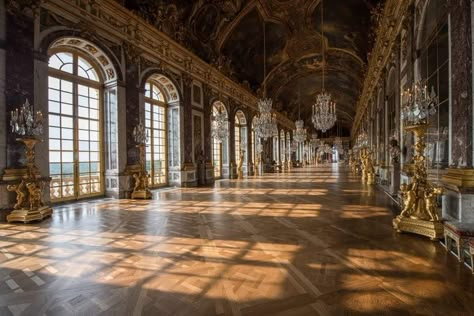 Palace Hallway Aesthetic, Castle Hallway Aesthetic, Fantasy Hallway, Castle Interior Aesthetic, Palace Hallway, Castle Aesthetic Interior, Castle Hall, Palace Aesthetic, Mirror Hallway