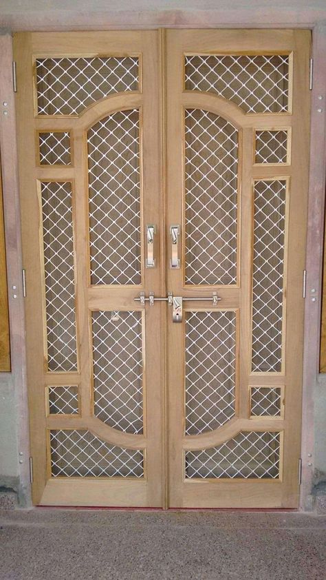 Jali Door Design Modern Jodi, Dabal Door Design Wood Jali, Main Chik Door, Mesh Double Door Design Wooden, Jaali Door Design Wooden Double, Main Jali Door Design Modern Wooden, Double Door Jali Design, Mesh Doors Design For Main Door, Double Door Design Wood Jali