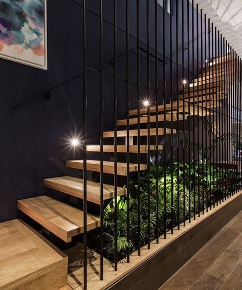 Brick Wall Apartment, درابزين السلم, Glass Railing Stairs, Staircase Design Modern, Stairs Design Interior, House Staircase, Glass Stairs, Stair Railing Design, Stairway Design