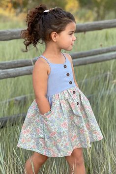 Baby Frock Pattern, Kids Frocks Design, Kids Dress Patterns, Kids Dress Wear, Baby Dress Design, Baby Dress Patterns