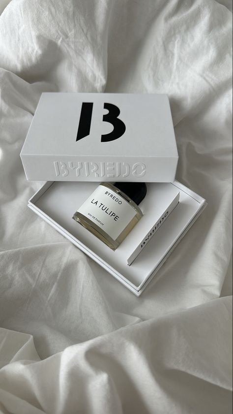 Byredo La Tulipe Perfume Byredo Packaging, Byredo Aesthetic, Package Designing, Byredo Perfume, Luxury Perfume Packaging, Perfume Room, Butterfly Photography, Xmas 2024, Insta Inspiration