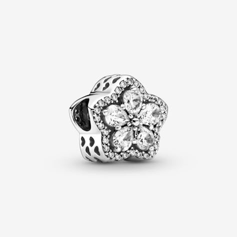 Sparkling Flower Pavé Charm | Pandora GB Pandora Silver Charms, Pandora Bracelet Charms Ideas, Silver Pandora Charms, Charms Pandora, Pandora Beads, Bracelet Pandora, Pandora Bracelet Charms, Pandora Charm, Pandora Bracelets