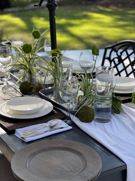 Create a masculine tablescape for father’s day using greenery Masculine Tablescape, Dinner Table Setting Ideas, Green Tablescape, Round Dinner Table, Table Setting Ideas, Tablescape Ideas, Dinner Table Setting, Setting Ideas, Dinner Table