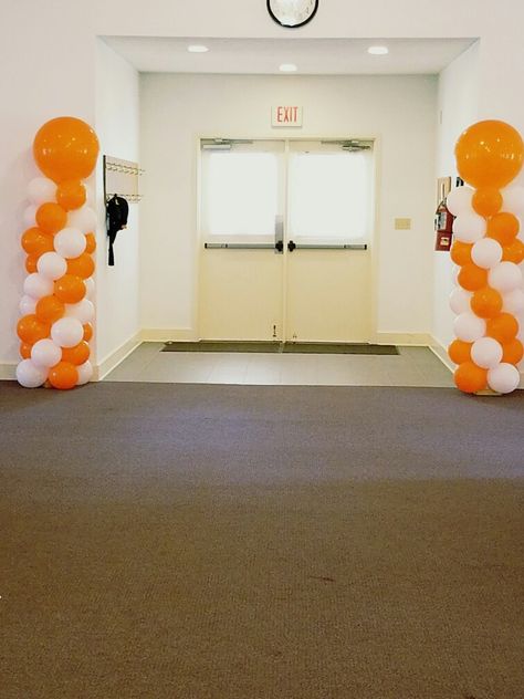 Balloon Towers Balloon Pillars, Balloon Tower, Orange Balloons, Orange Party, Balloon Stands, Baby Prep, Community Center, Balloon Columns, White Balloons