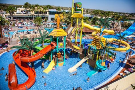 Aqualandia - Benidorm Aqua Park Water Park Ideas, Mini Playground, Pool Business, Destination Holiday, Water Theme Park, Camping Club, Marina Resort, Inflatable Water Park, Aqua Park