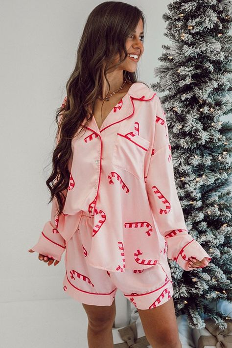 $13 Pink Christmas Candy Cane Print Shirt and Shorts Pajama Set Wholesale Crismas Pyjama, Christmas Sleepwear, Xmas Pjs, Shorts Pajama Set, Christmas Pajama Set, Christmas Pjs, Shirt And Shorts, Night Ideas, Christmas Candy Cane