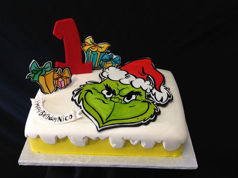 Grinch Grinch Sheet Cake, Grinch Birthday Cake Kids, Grinch Cake Ideas, Grinch Cakes, Christmas Baby Birthday, Holiday Treats Gifts, Grinch Birthday, Christmas Birthday Cake, Pastel Rectangular