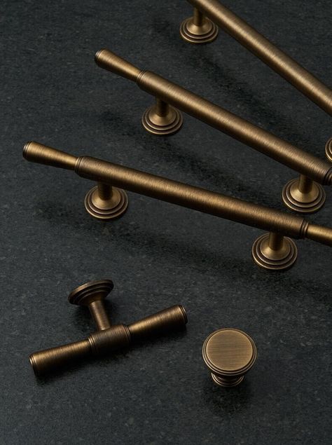 This listing is for knobs and pulls, which is perfect for your drawer, cabinet , door, wardrobe. Material : brass Measurement: please check on the picture Screws included . each pull will come with one  1'' (25mm) long./ If you need other sizes, please leave me note. ####How long it take to Process the order 1-3 business days after receiving the confirm of order Thanks for reading this, and if you have any question, please contact me. Vintage Cabinet Knobs, Knobs And Pulls For Kitchen Cabinets, Square Drawer Pulls, Ceramic Knobs Kitchen Cabinets, Antique Handles Drawer Pulls, Brass Cabinet Handles Rustic, Antique Brass Cabinet Hardware, Unique Drawer Pulls Bronze, Vintage Furniture With Carved Drawer Handles