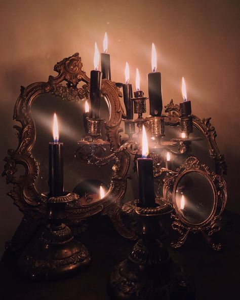 Nona Limmen on Instagram: “September is finally upon us, and with it, the long-awaited season of candles 🕯” Nona Limmen, Witchy Candles, Gothic Candles, Candles Dark, Candle Aesthetic, Gothic Aesthetic, Gothic Horror, Candle Flames, Dark Academia Aesthetic