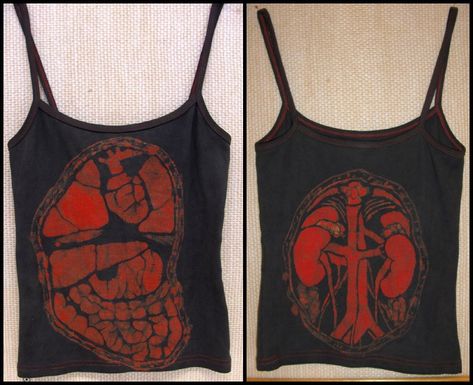 Tank Top Diy Ideas, Grunge Bleached Shirt, Cool Bleach Shirt Designs, Grunge Shirt Design, Bleach Clothes Design, Horror Fashion, Diy Vetement, New Rock, Mode Inspo