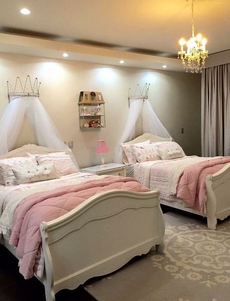 Pinterest Twin Girl Bedrooms, Shared Girls Room, Shared Girls Bedroom, Twin Bedroom, Bedroom Design Ideas, Girl Bedroom Designs, Twins Room