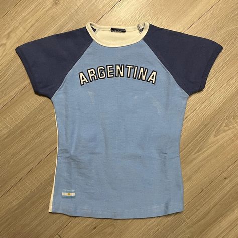 Argentina Baby Tee Soccer Jersey Shirt. Great... - Depop Argentina Tshirt Outfit, Vintage Argentina Jersey, Soccer Tee Outfit, Argentina Jersey Outfit, Outfit Argentina Bariloche, Soccer Jersey Aesthetic, Brazil Baby Tee, Baby Tees Aesthetic, Argentina Outfit