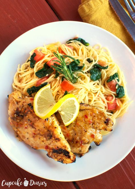 Copycat Johnny Carino's Lemon Rosemary Chicken Johnny Carinos Chicken Scallopini Recipe, Johnny Carinos Recipes, Johnny Carinos, Chicken Cupcakes, Pasta Fazool, Rosemary Chicken Recipe, Rosemary Recipes, Lemon Rosemary Chicken, Grilled Chicken Tenders