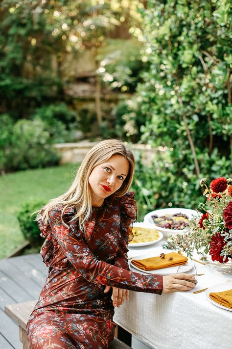 How LA Catering Star Annie Campbell Entertains at Home - Camille Styles Annie Campbell Catering, Annie Campbell, Backyard Dinner, Camille Styles, Hollywood Homes, Fall Decor Inspiration, Celebrate Good Times, Fear Of The Lord, Entertaining Ideas