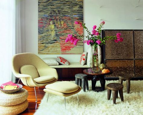 elegant glamorous and cozy Saarinen Womb Chair, Small Modern Living Room, Flokati Rug, Cozy Interior Design, Womb Chair, Eclectic Interior Design, Romantic Room, Deco Nature, Eero Saarinen