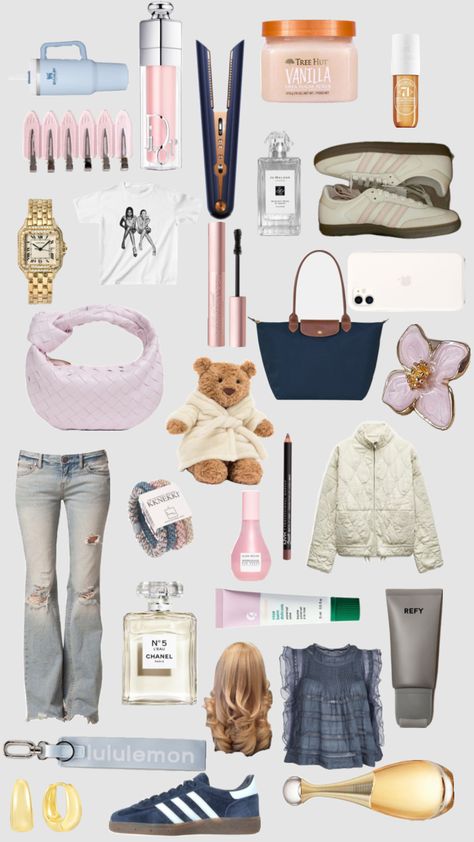 Stockholm girl Stockholm Christmas List, Where To Buy Stockholm Style Clothes, Stockholm Style Wishlist, Stockholm Wishlist, Stockholm Clothes, Teen Christmas Wishlist, Wishlist Idea, Stockholm Girl, Stockholm Aesthetic