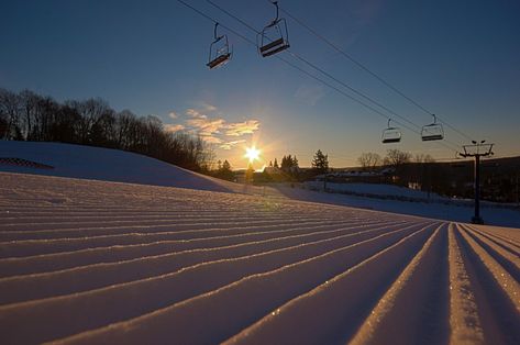 Hidden Valley Highlands Ski Area (Huntsville) - All You Need to Know BEFORE You Go - Updated 2021 (Huntsville, Ontario) - Tripadvisor Huntsville Ontario, Ski Instructor, Hidden Valley, Ski Chalet, Winter Break, Ski Area, Hidden Gem, Ski And Snowboard, Ontario Canada