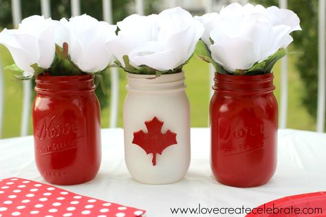 Canada Day Centerpiece Canada Party, Canada Day Crafts, Canada Day Party, Jar Recipes, Canada Holiday, Happy Canada Day, Mason Jar Centerpieces, Ball Jars, Canada Day