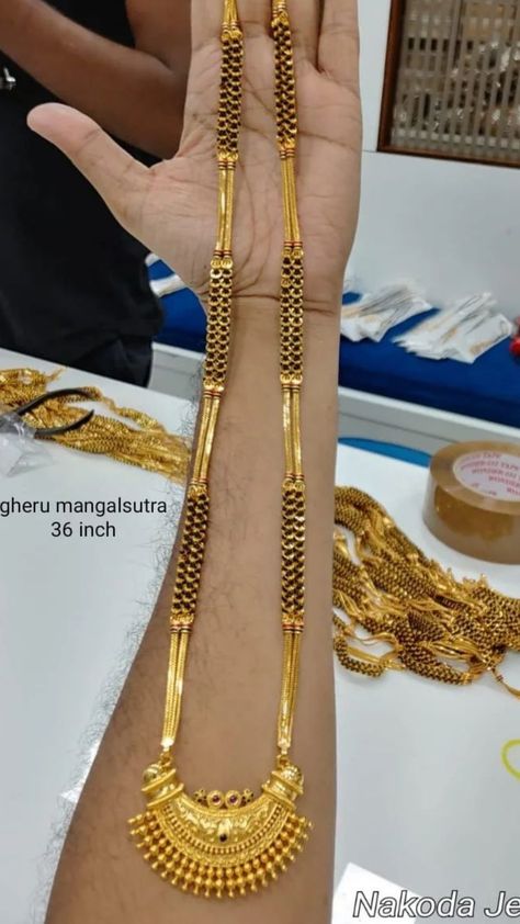 Mangalsutra Pendal Designs Gold, Long Nalapusalu Designs Gold, Big Mangalsutra Designs Gold, Long Gold Mangalsutra Designs, Ganthan Design Gold Long, Long Mangalsutra Designs Gold Latest, Nallapusalu Designs Gold Long, Long Mangalsutra Designs Gold, Gold Mangalsutra Design