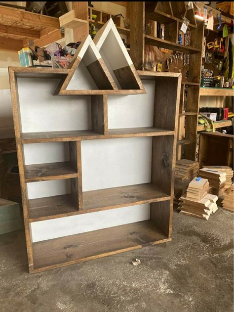 Mountain Shelf Diy Plans, Beginner Wood Working Project, Boy Nursery Mountains, Mountain Shelves, Nursery Shelving, Diy Kids Room, Shoe Storage Diy, Mountain Shelf, Wood Shelving