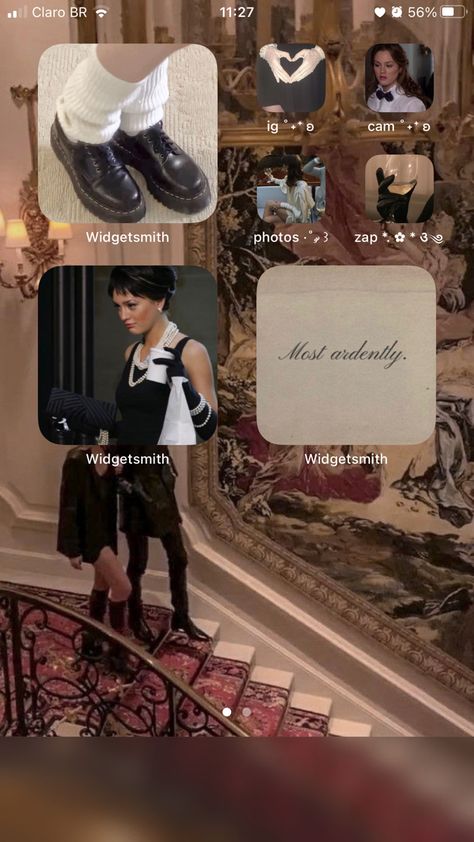 Old Money Home Screen, Old Money Phone Layout, Old Money Phone Wallpaper, Old Money Homescreen, Old Money Home, Coquette Home, Old Money Coquette, Money Coquette, Money Phone