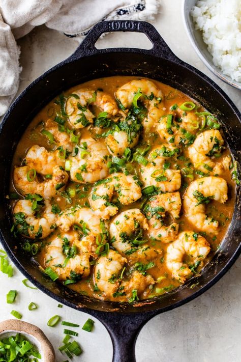 If you love Thai food, you'll love this easy Red Thai Coconut Curry Shrimp, the perfect balance of sweet, spicy and savory flavors! #thai #curry #shrimp Red Thai Coconut Curry, Curry Meals, Red Curry Shrimp, Thai Coconut Curry, Coconut Curry Shrimp, Shrimp Curry, Red Thai, Ground Chicken Recipes, Curry Shrimp