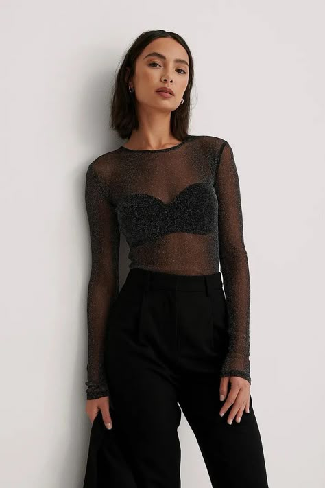 Glitter Tops Outfit, Glitter Mesh Top, Mesh Top Outfit, Casual New Years Eve Outfits, Chique Outfit, Fiesta Outfit, Mesh Tops, Black Mesh Top, Eve Outfit