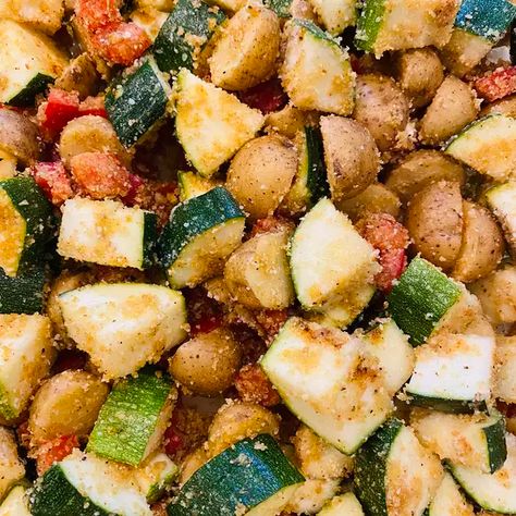 Potatoes Zucchini Squash, Yellow Squash And Potato Recipes, Roasted Squash And Potatoes, Potatoes Zucchini Recipes, Roasted Zucchini And Potatoes, Zucchini Potato Recipes, Potato And Zucchini Recipes, Roasted Potatoes And Squash In Oven, Potato Zucchini Recipes