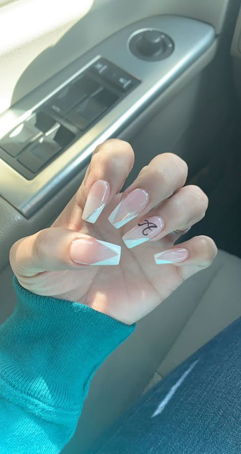 White tip with initial French Tip Acrylic Nails Coffin With Initial, White Acrylic Nails With Initial Design, Nail Designs With The Initial A, White Acrylic Nails Initial, Nails Acrylic With An A Initial, All White Nails With Initial, White Nails With K Initials Acrylic, Nail Designs With Initials On Them, Cute Acrylic Nail Designs With Initial