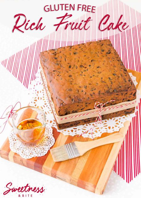 Gluten Free Christmas Cake, Gluten Free Fruit Cake, Gluten Free Christmas Recipes, Gluten Free Cake Recipe, Cake Light, Pastry Brush, Fruit Cake Christmas, Fruit Cakes, Baked Rice